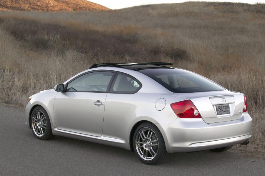  Scion tC 2005 года  (фото 53 из 130)